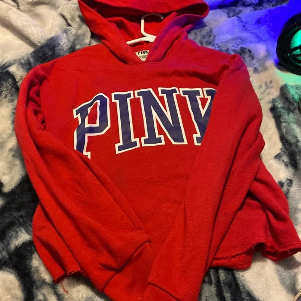 pink hoodie